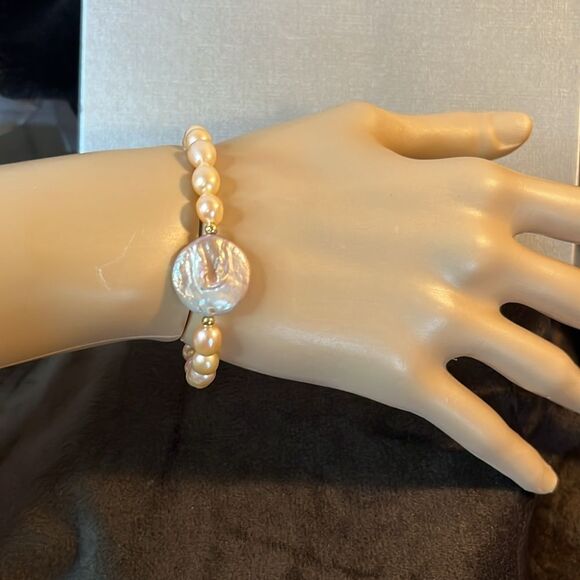 NWT PURPLE COIN KESHI PEARL & PEACH FRESHWATER STRETCH PEAL BRACELET IN SS. - Picture 9 of 15
